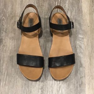 Steve Madden platform sandals